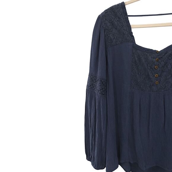 NWT  Maurices Navy Lace Peasant Blouse Size M Button Front Boho Long Sleeve Top - Picture 3 of 7